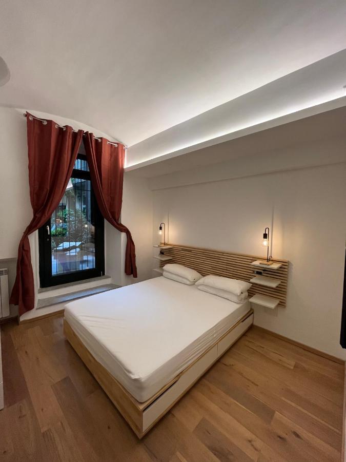 Suite The Brick - Host By Traveller'S Nest Turyn Zewnętrze zdjęcie
